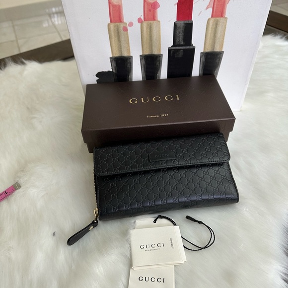 Stunning wallet - Picture 5 of 13